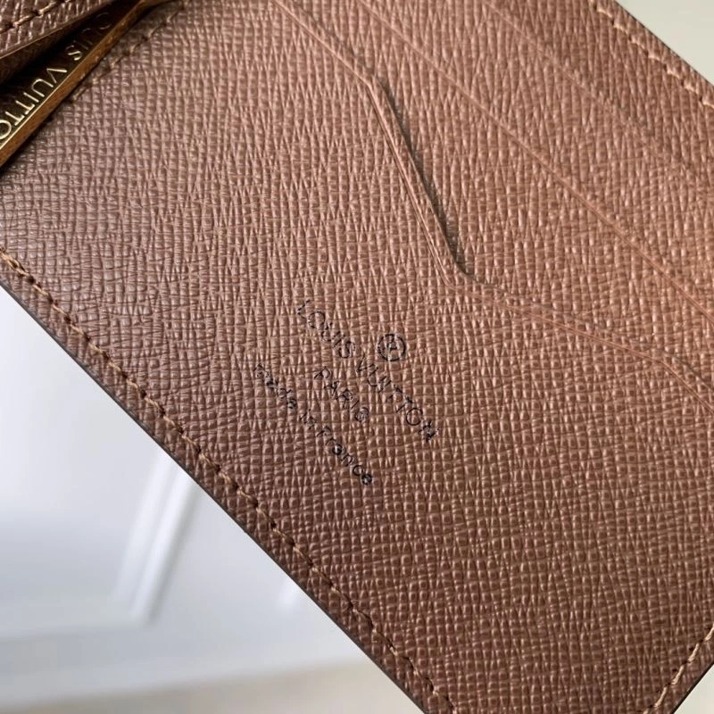 LV Wallets 4048F-0026
