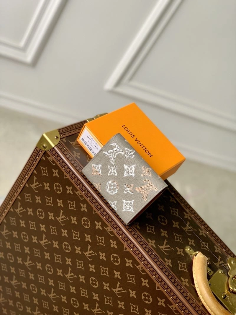 LV Wallets 4048F-0040