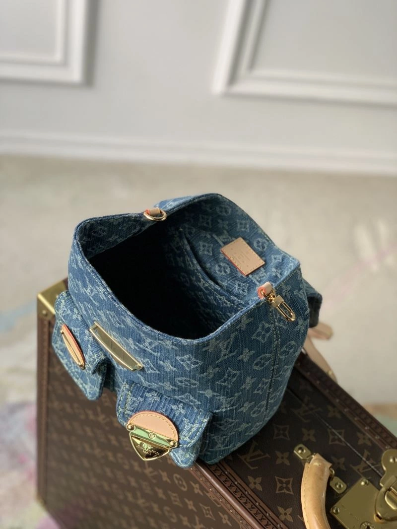 LV Backpacks 4048F-0054