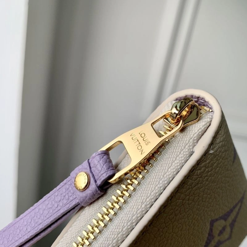 LV Wallets 4048F-0072