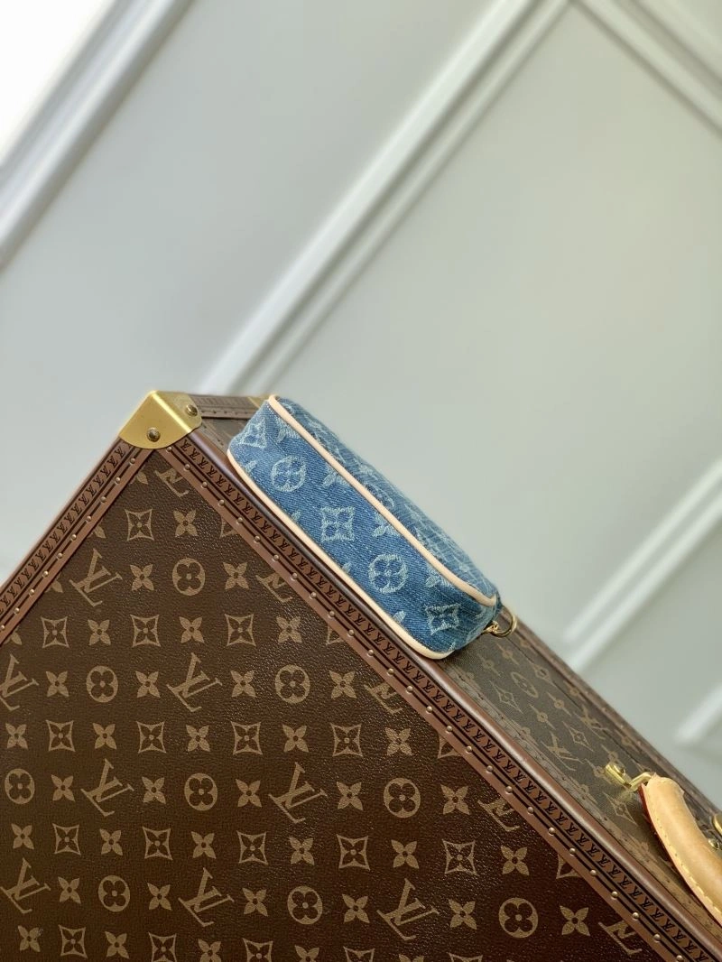 LV Wallets 4048F-0101
