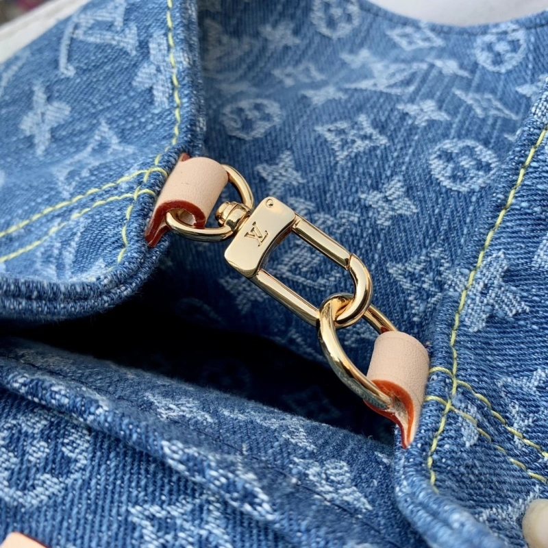 LV Backpacks 4048G-0003