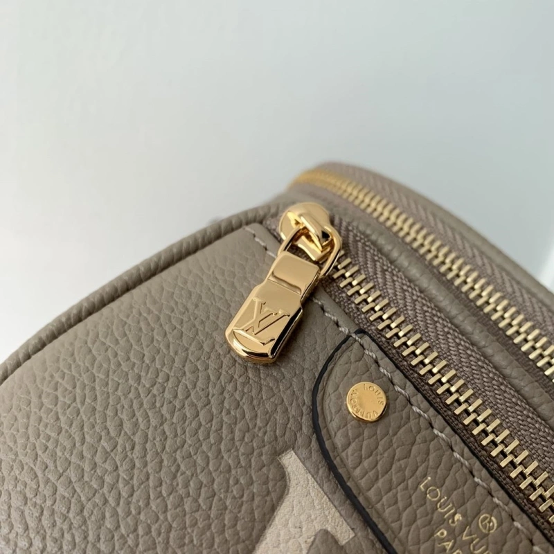 LV Cosmetic Bags 4048G-0045