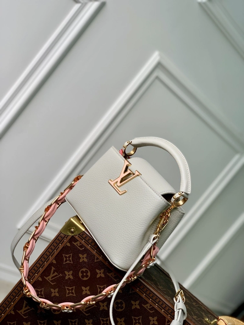 LV Capucines Bags 4048G-0057