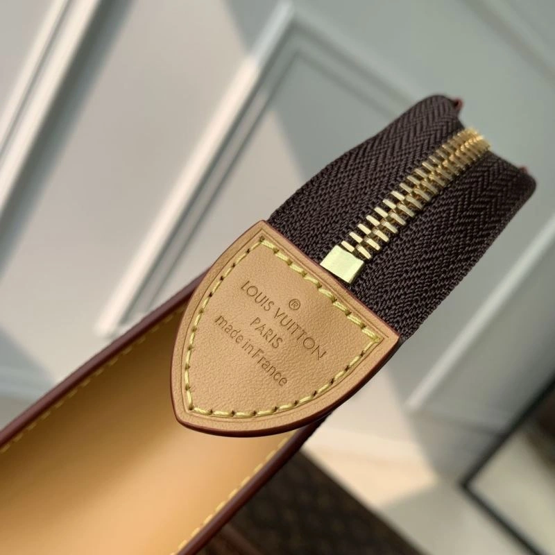 LV Clutch Bags 4048H-0001