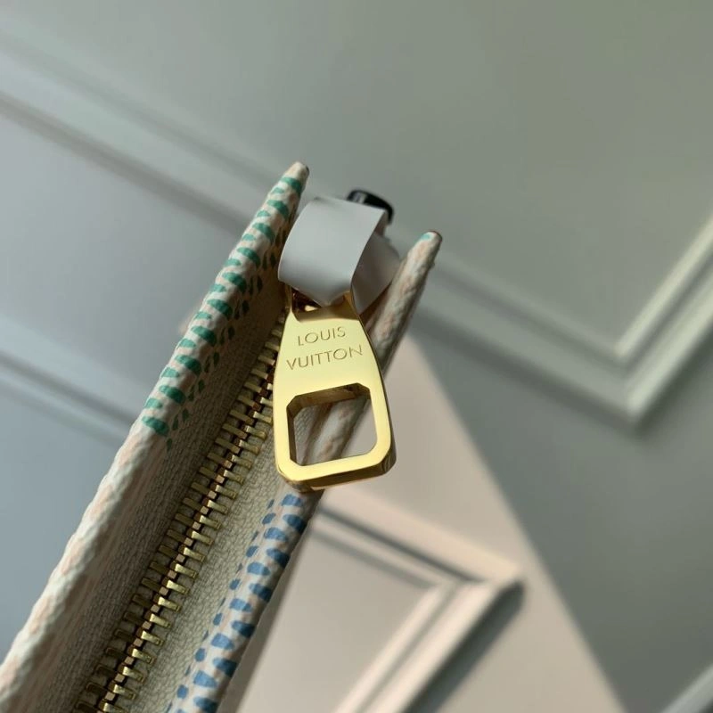 LV Clutch Bags 4048H-0008