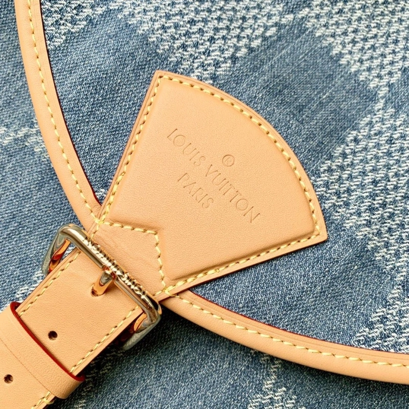 LV Backpacks 4048I-0016