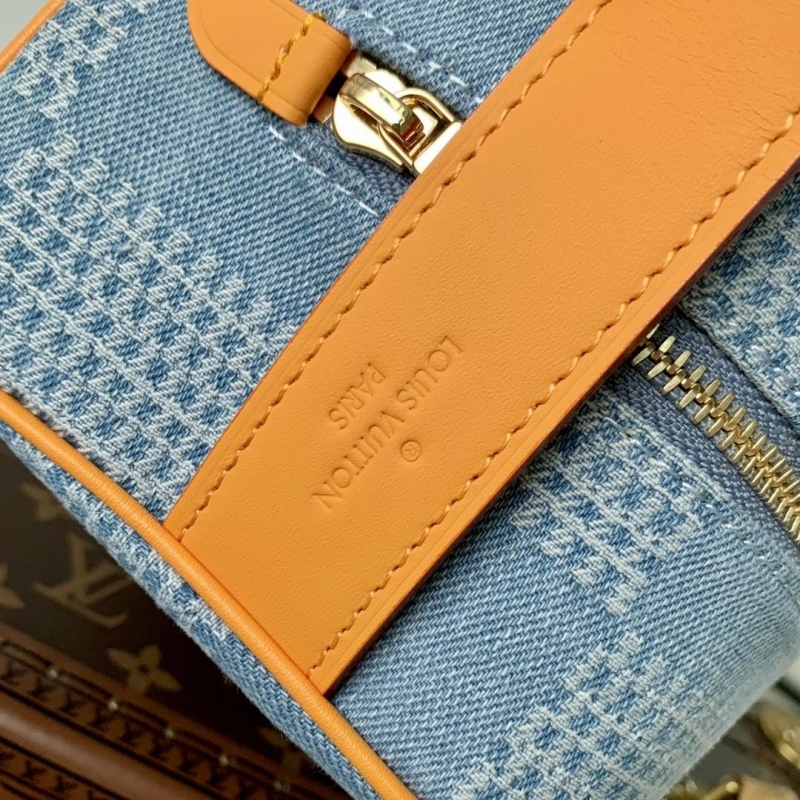 LV Cosmetic Bags 4048I-0033