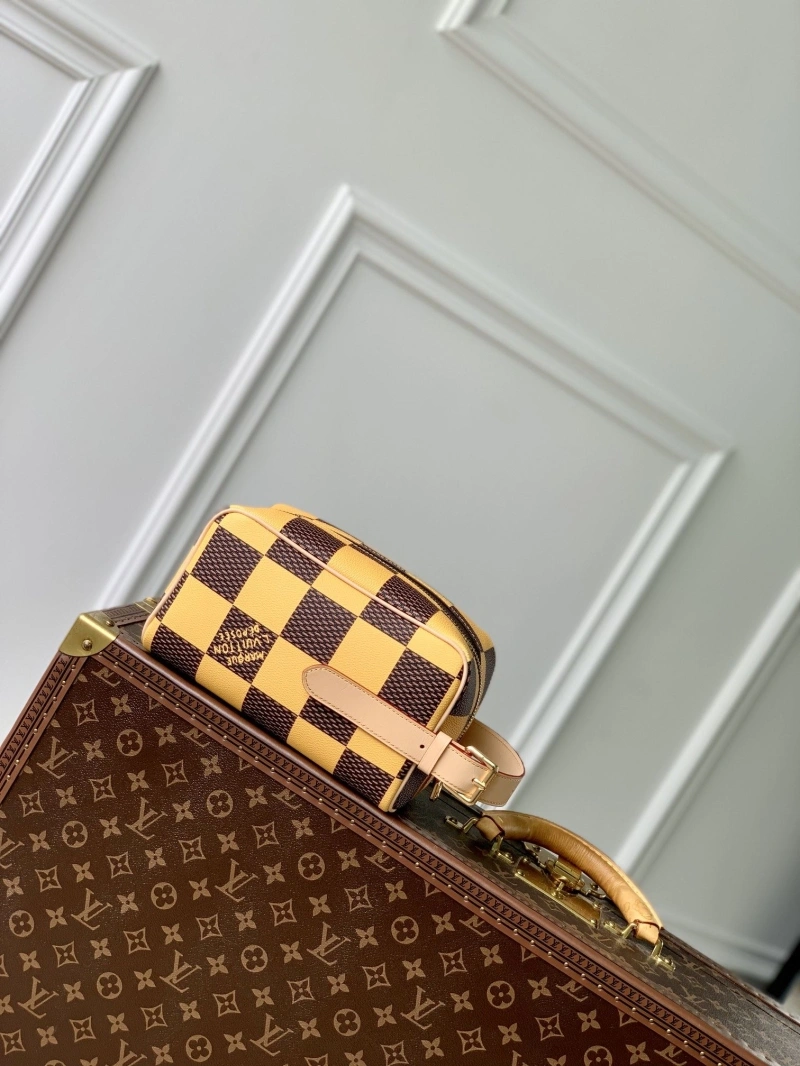 LV Cosmetic Bags 4048I-0051