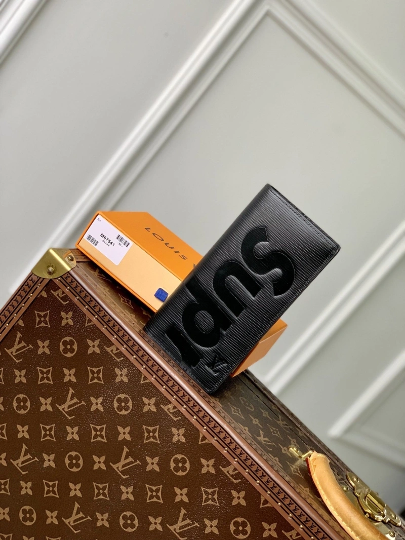 LV Wallets 4048I-0125