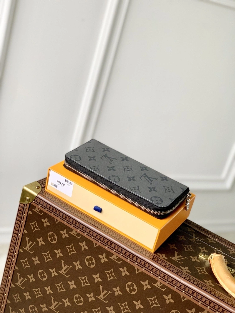 LV Wallets 4048I-0209