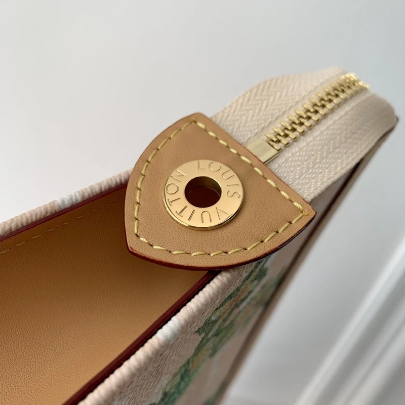 LV Clutch Bags 4048I-0270