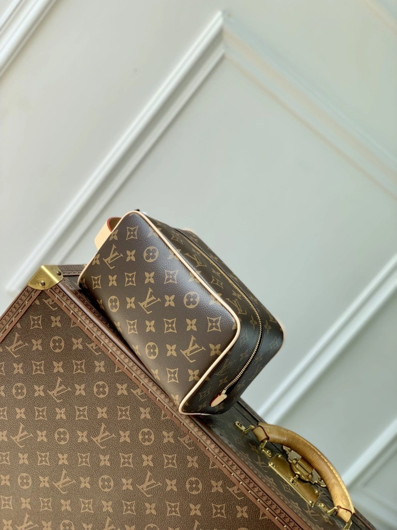 LV Cosmetic Bags 4048I-0389
