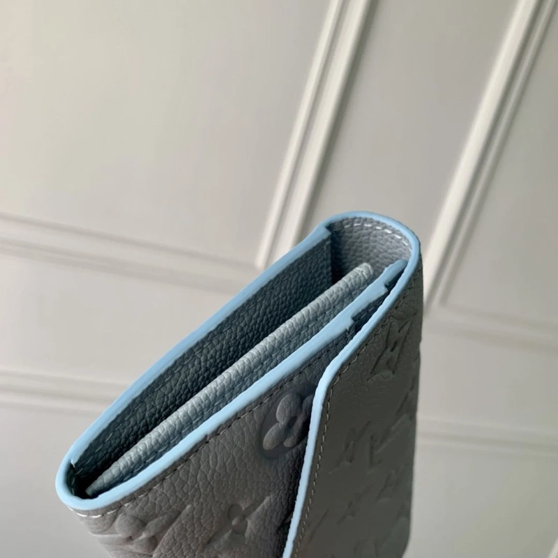 LV Wallets 4048I-0441