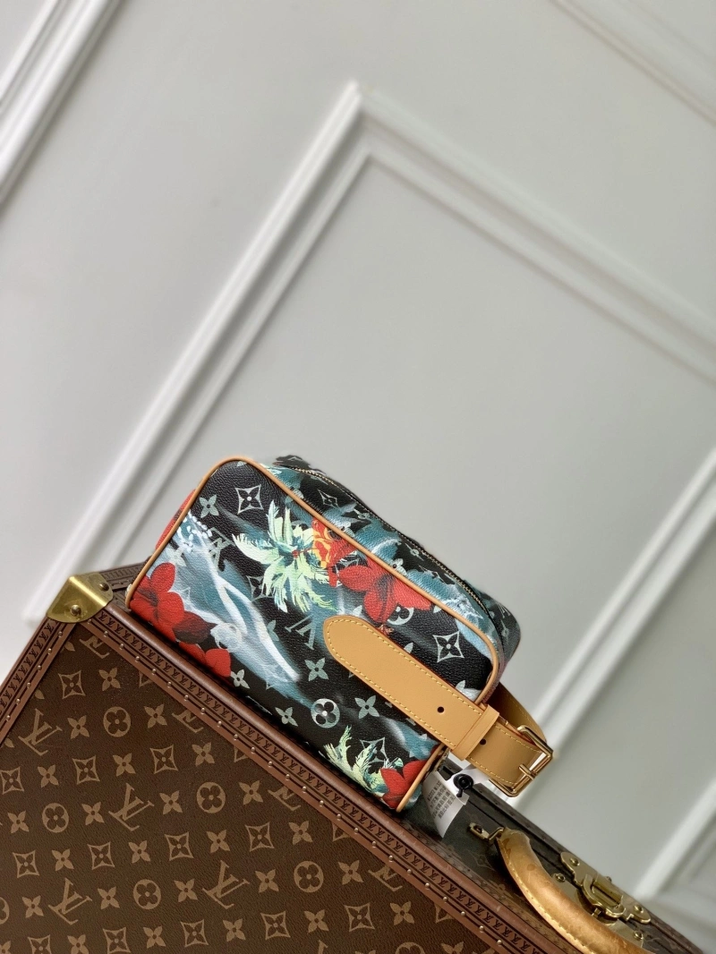 LV Cosmetic Bags 4048I-0465