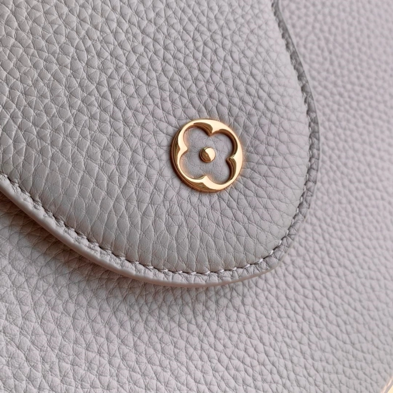 LV Capucines Bags 4048I-0493