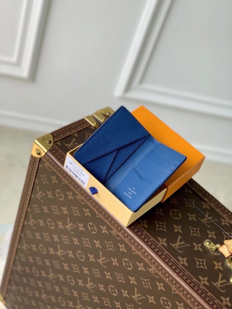 LV Wallets 4048I-0504