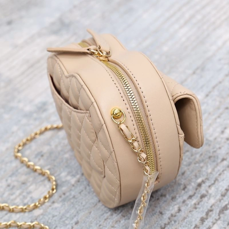 Chanel Round Bags 4049B-0100