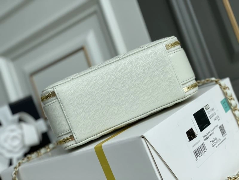 Chanel Cosmetic Bags 4049B-0182