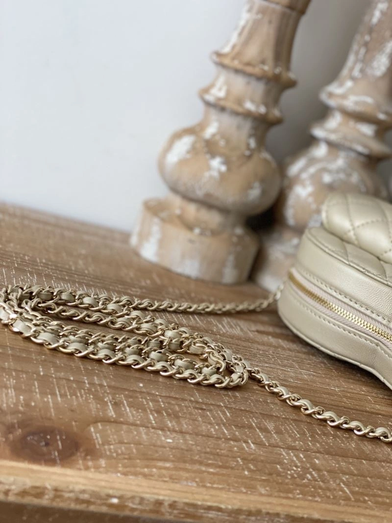 Chanel Round Bags 4049B-0214