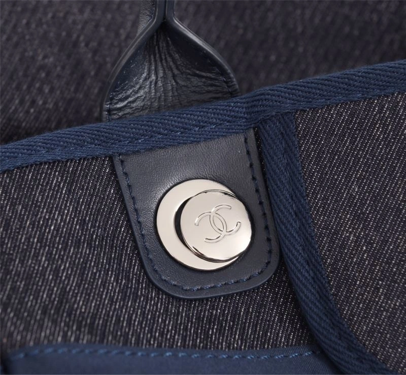 Chanel Shopping Bags 4049B-0328