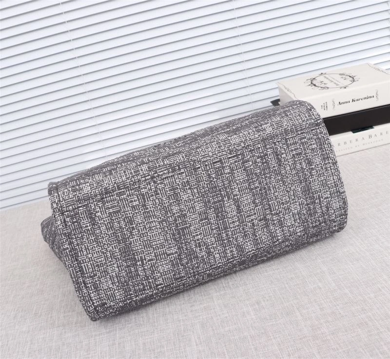 Chanel Shopping Bags 4049B-0347