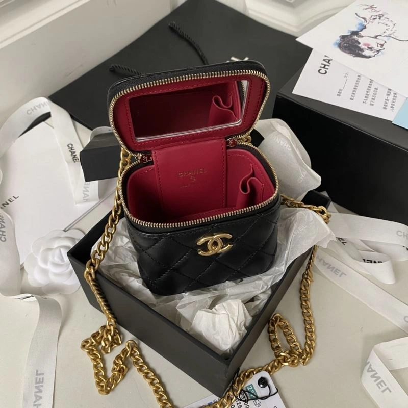Chanel Cosmetic Bags 4049C-0018