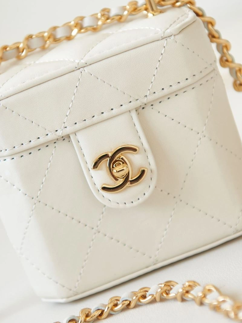 Chanel Cosmetic Bags 4049C-0035