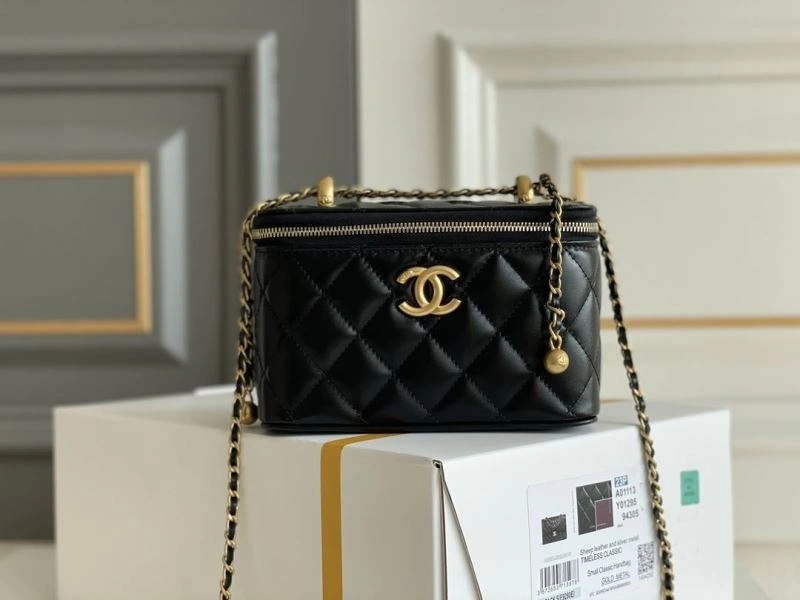 Chanel Cosmetic Bags 4049C-0042