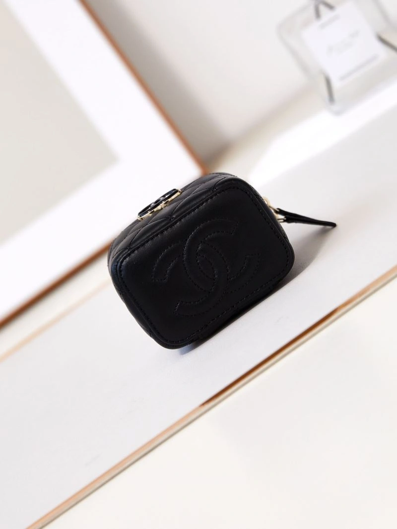 Chanel Cosmetic Bags 4049C-0051
