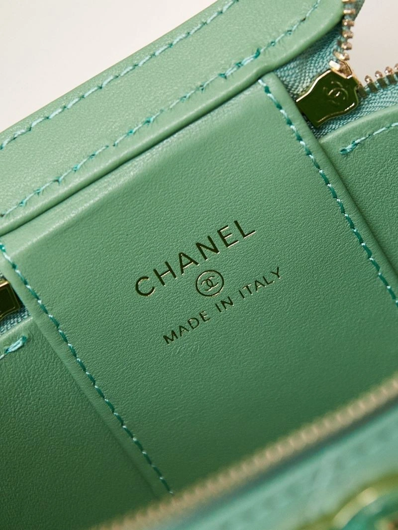 Chanel Cosmetic Bags 4049C-0052