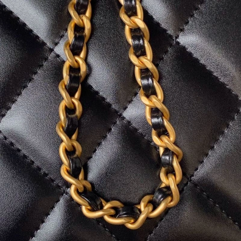 Chanel 19 Bags 4049C-0085