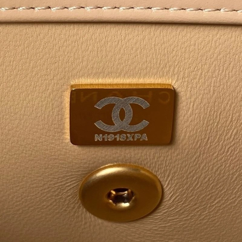 Chanel 19 Bags 4049C-0090