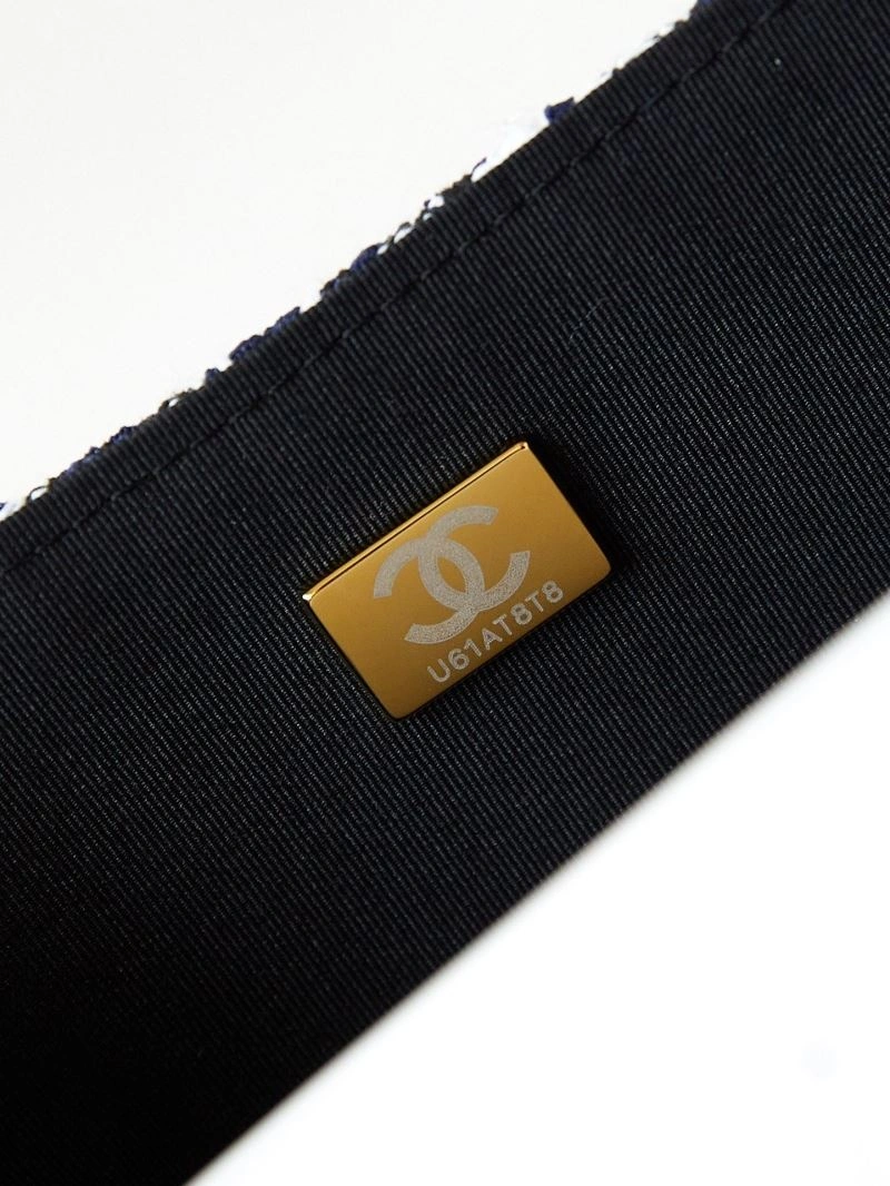 Chanel CF Series Bags 4049C-0105