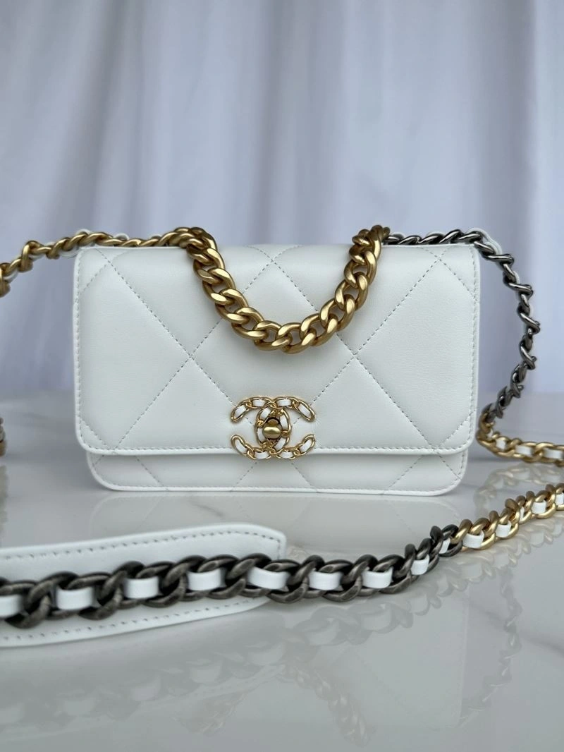 Chanel 19 Bags 4049C-0161