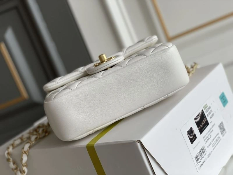 Chanel 19 Bags 4049C-0249