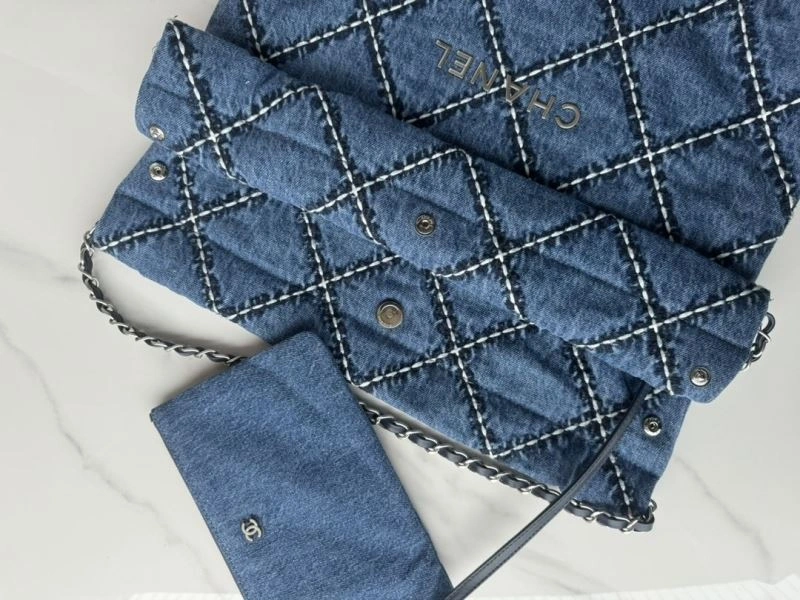 Chanel Gabrielle Bags 4049C-0251