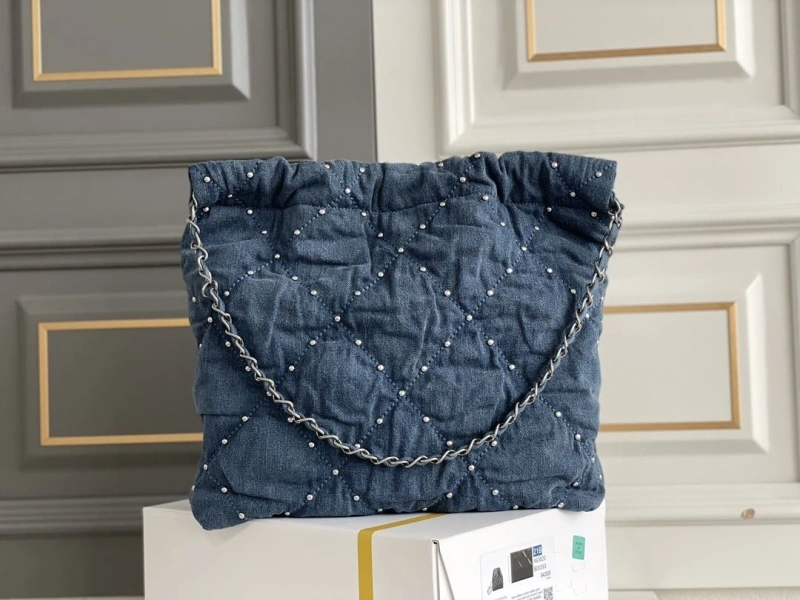 Chanel Shopping Bags 4049D-0032