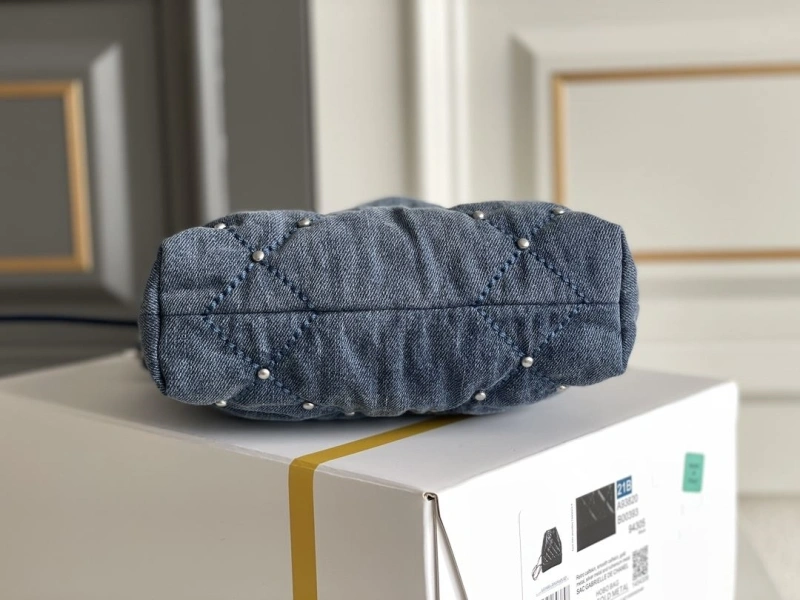 Chanel Shopping Bags 4049D-0037