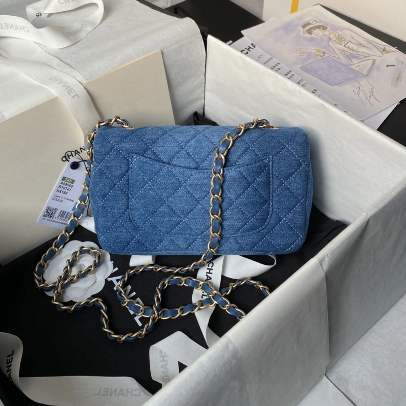 Chanel 19 Bags 4049D-0065