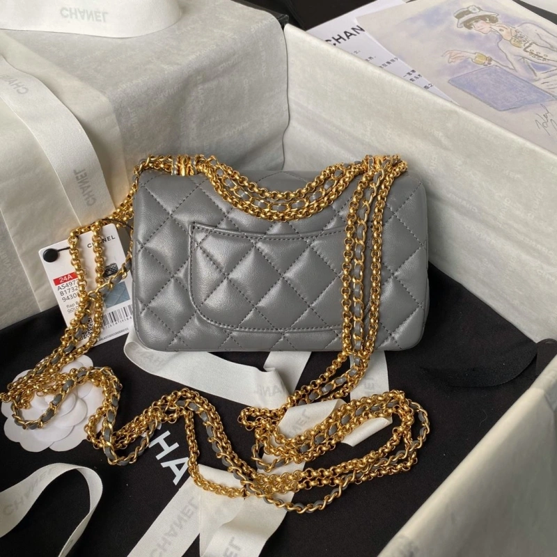 Chanel 19 Bags 4049H-0129