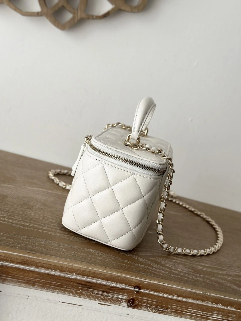 Chanel Cosmetic Bags 4049H-0233