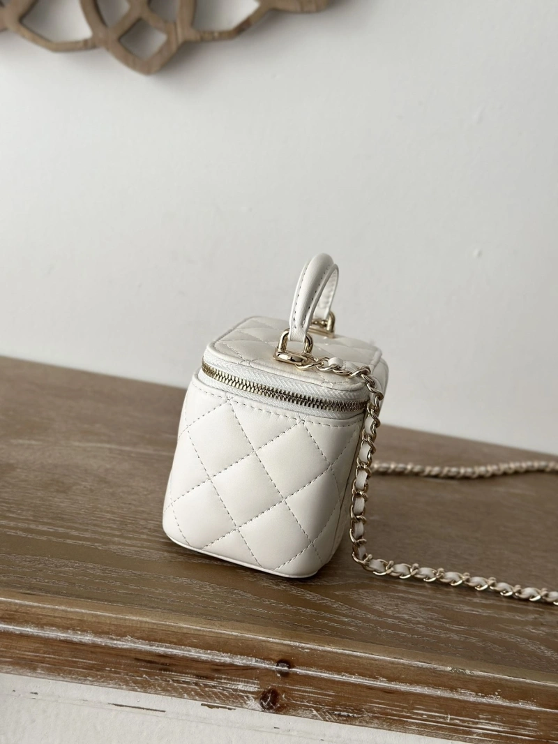 Chanel Cosmetic Bags 4049H-0234