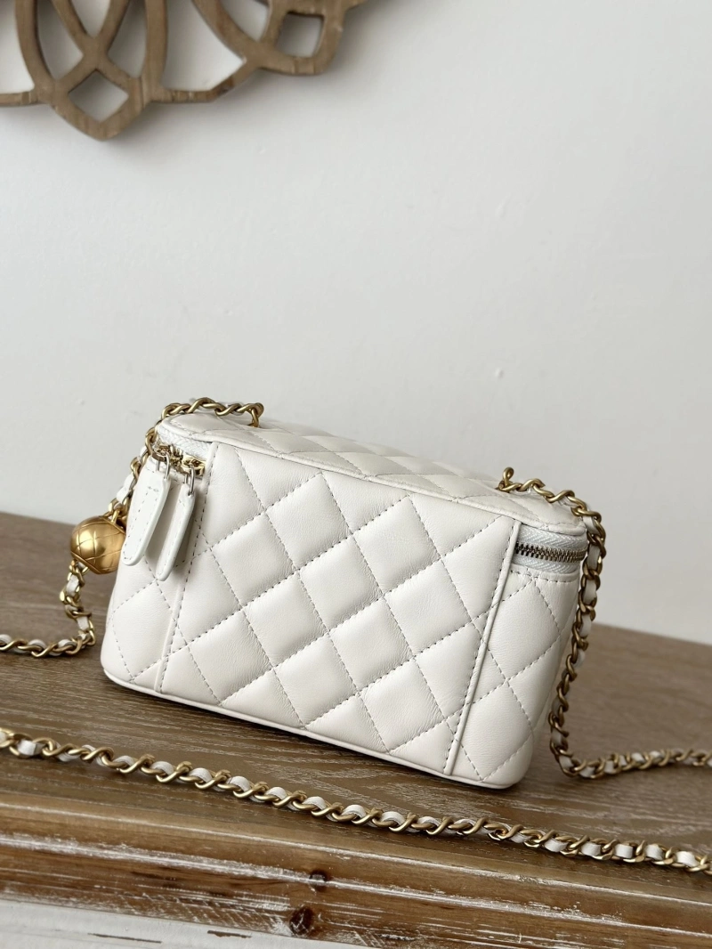 Chanel Cosmetic Bags 4049H-0241