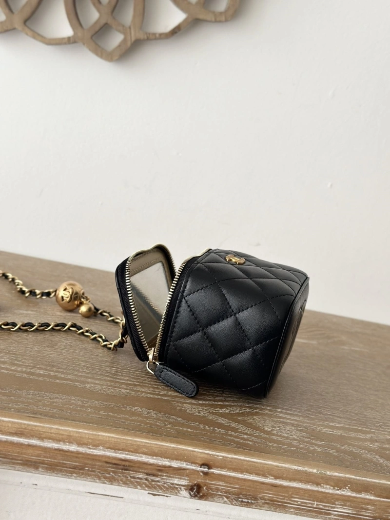 Chanel Cosmetic Bags 4049H-0243