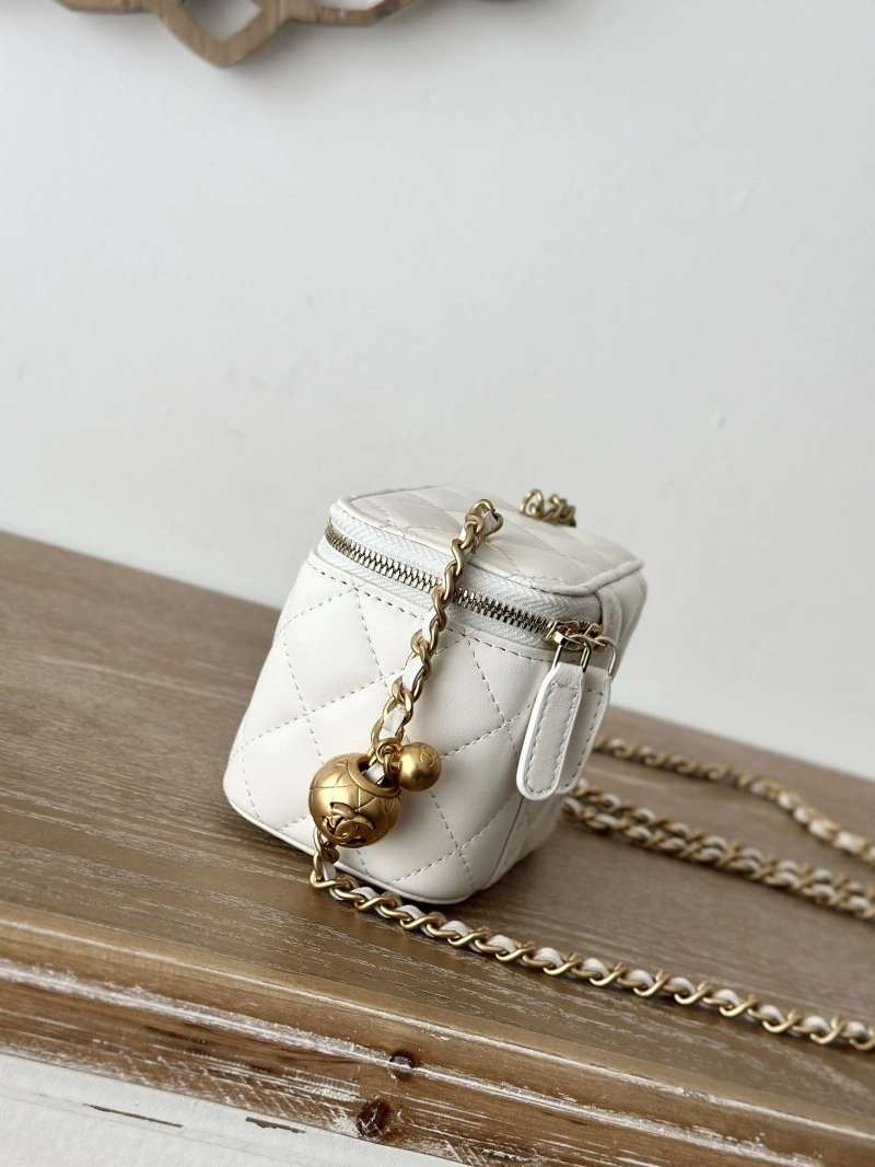 Chanel Cosmetic Bags 4049H-0244