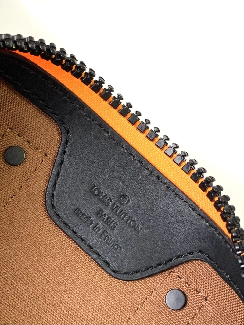 LV Travel Bags 4056D-0094