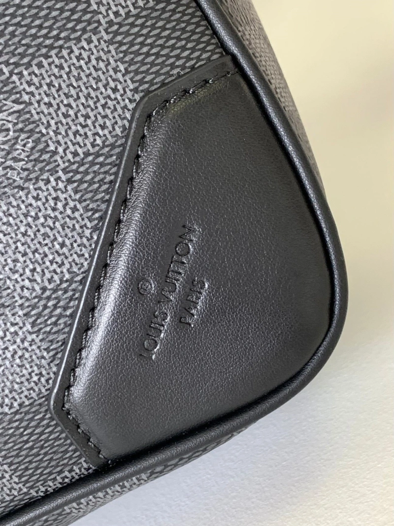 LV Backpacks 4056D-0154