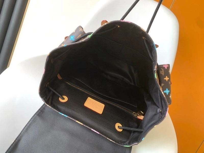 LV Backpacks 4056D-0181
