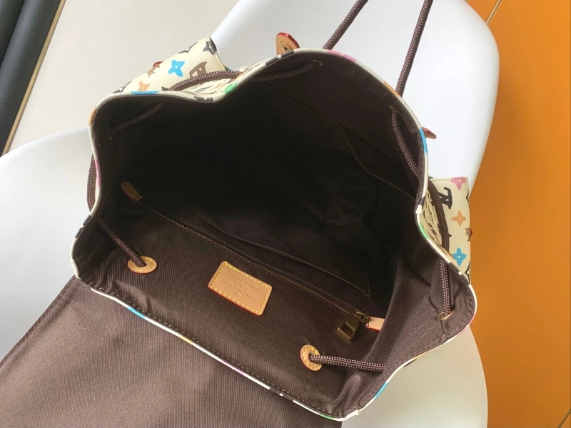 LV Backpacks 4056D-0182